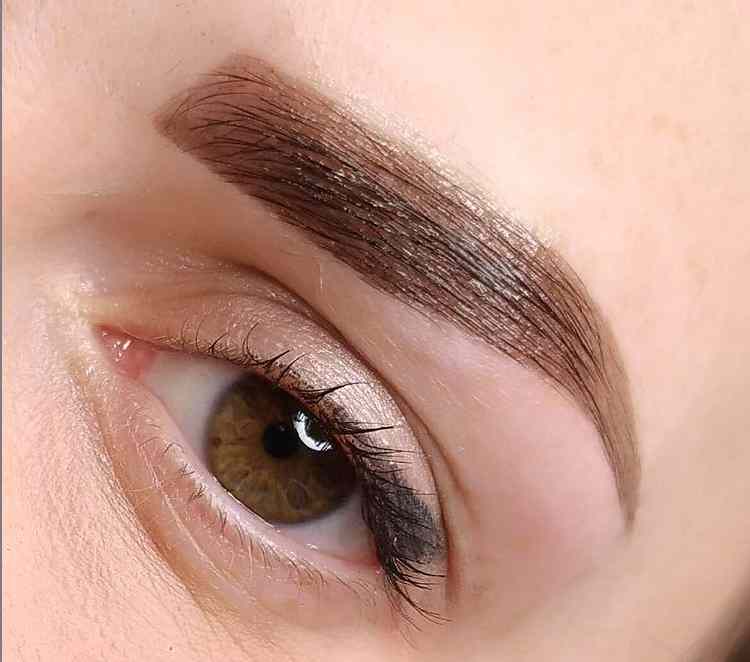 Оформлення брів