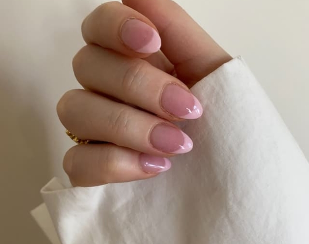 манікюр-френч